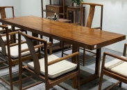 悦珑湾架空层茶桌