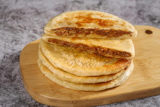 本穆清真黑胡椒牛肉馅饼 肉香十足外酥里嫩 冷冻装（冷链商品不支持退换货） 20个饼/袋 120个饼/件 顺丰冷链包邮 商品图1