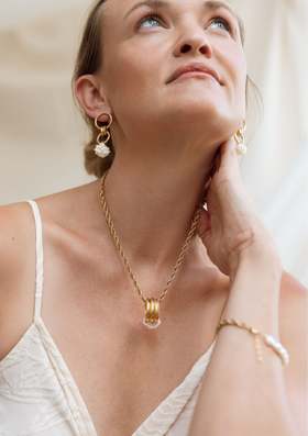  初秋配饰，让人眼前一亮 