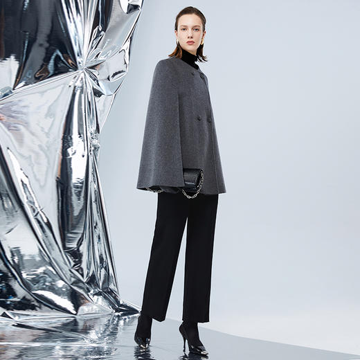 EITIE爱特爱冬季新款复古时髦个性斗篷显瘦大衣外套7614307 商品图1