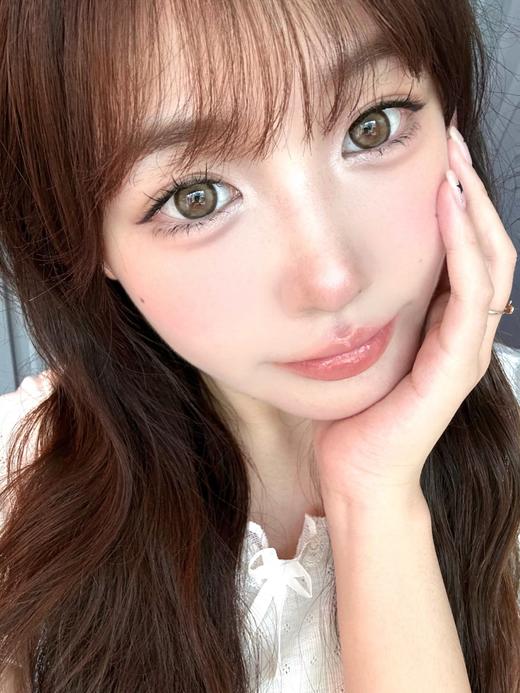 yeelens月抛 M01垫底辣妹&M02伪艺术家 14.5mm白狮参考着色大直径   吉林瑞尔康工厂 商品图5