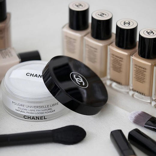 香奈儿·轻盈蜜粉薄雾定妆散粉柔焦不卡粉持久·#20#10#12·散粉30g 商品图3