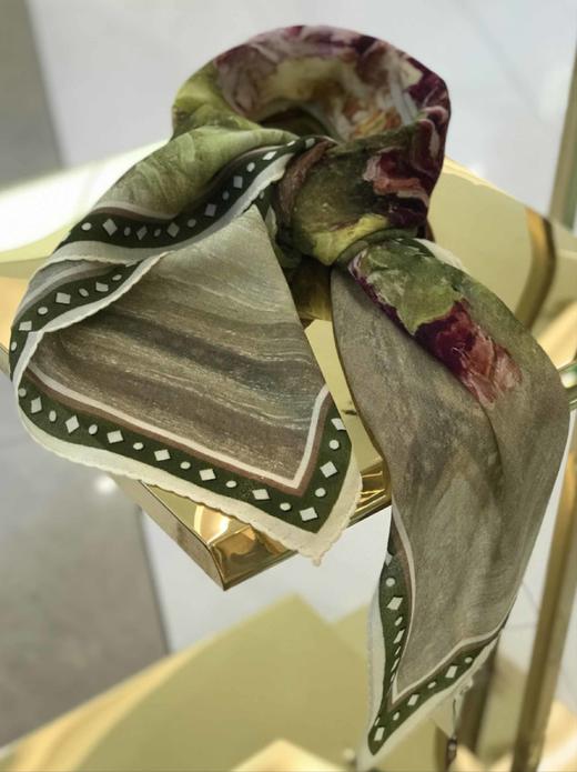 优品堂【素时锦年】100*100精品羊毛方巾 商品图13