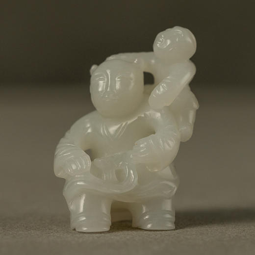 清 玉雕辈辈封侯挂件 商品图0