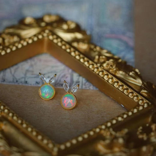 龢盒原创 9k金镶嵌欧珀白蓝宝小兔子耳钉 商品图0