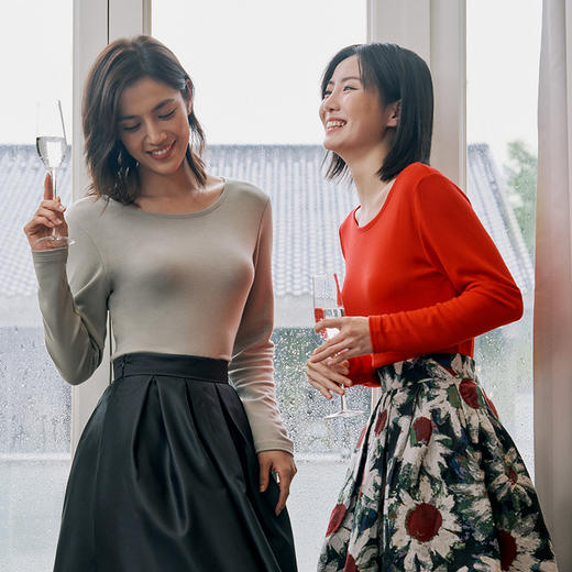 都市丽人舒暖保暖衣负5至5度适穿无缝面料暖洋洋女士发热纤维保暖衣中厚款套装新年本命年红品LW31B3 商品图2