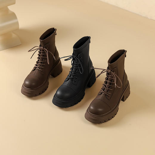 西遇英伦风马丁靴女新款秋冬弹力瘦瘦靴机车黑色厚底粗跟短靴V1934073 商品图4