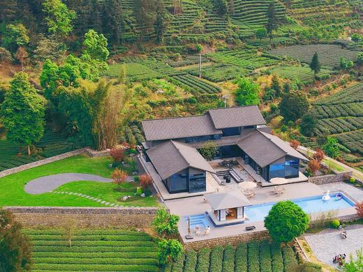 【雅安-185号院】4房泳池/温泉私汤小院，万亩茶山里，带地暖、临溪、采茶，大草坪，占地1200㎡，超大泳池cj 商品图0