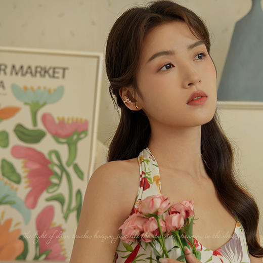 Oflye潮流饰品 森系花朵优雅耳骨夹小众设计耳夹无耳洞女百搭甜美人造珍珠耳饰 商品图2