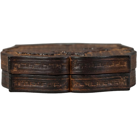 二十世纪 紫檀木雕博古清供图花口盖盒 商品图5