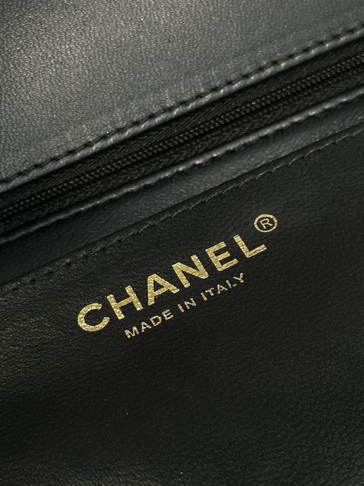 小香手提链条包   尺寸：24X22X8cm
尺寸：22X21X6.5cm
尺寸：17X10X3.5cm 商品图6