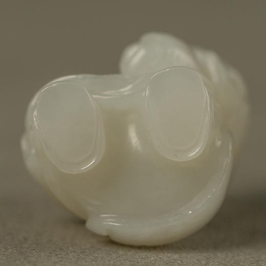 清 玉雕辈辈封侯挂件 商品图3