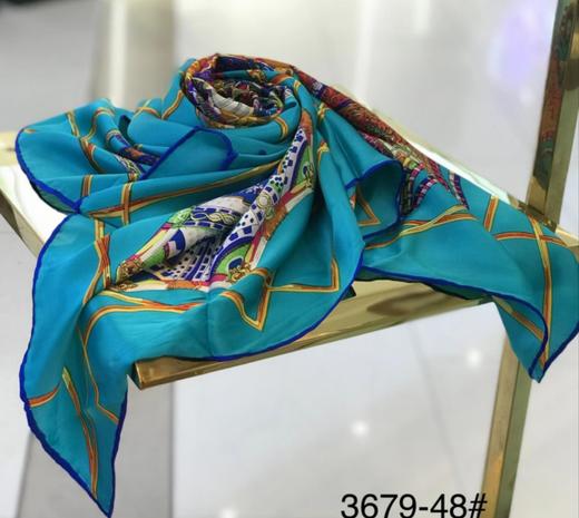 优品堂【繁花🌸似锦】桑蚕丝110*110方巾 商品图3