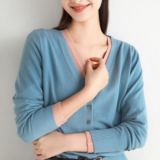 【买一送一，赠品自行备注颜色尺码】【早春必备】新款春款弹力宽松V领开衫潮温柔慵懒风针织开衫外套女 商品图4