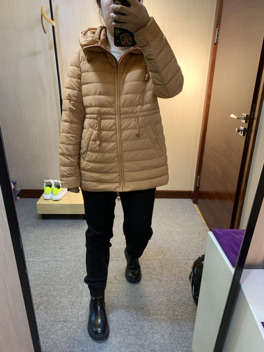 水淼2023秋新款超显瘦简约休闲保暖轻便羽绒服7682 商品图2