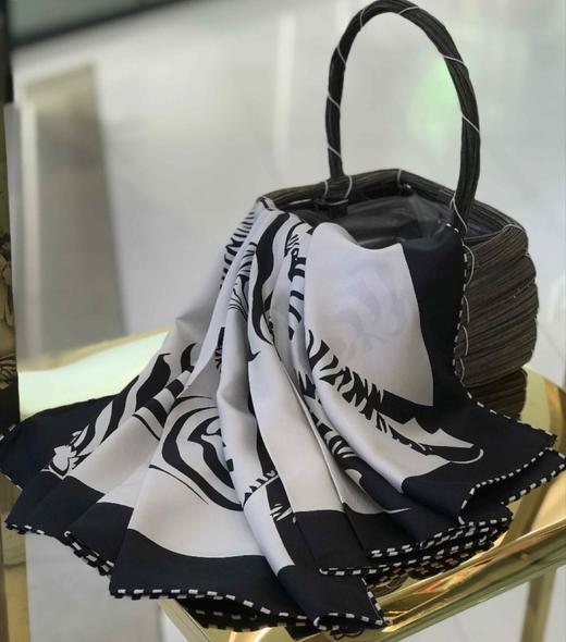 优品堂【清秀高雅】桑蚕丝90x90方巾 商品图9