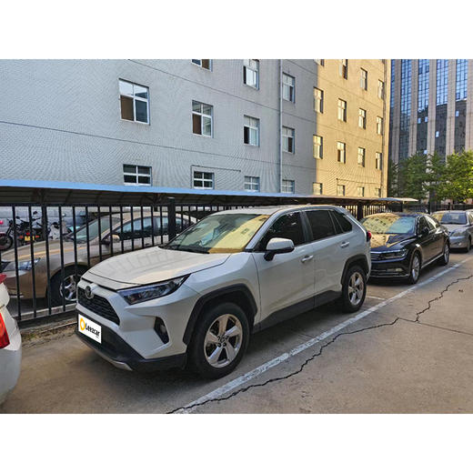 丰田 RAV4荣放 2.0L CVT两驱风尚版【长租-北京】 商品图1