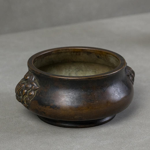 清 铜兽耳圈足炉 商品图4