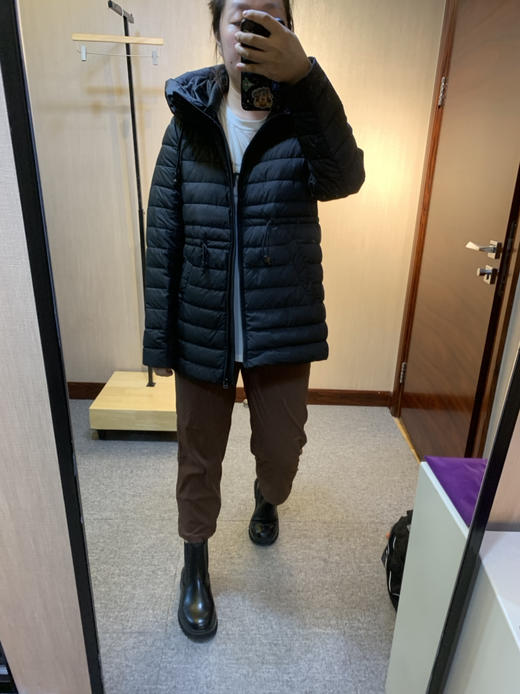 水淼2023秋新款超显瘦简约休闲保暖轻便羽绒服7682 商品图0