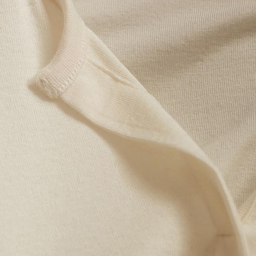 TG-TG03S269秋冬轻薄山羊绒口袋长袖打底衫女 V领白色内搭长袖T恤女宽松 商品图1