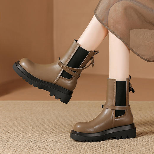 ZHR厚底短靴2023秋季新款气质圆头休闲百搭短筒酷飒设计感厚底短 商品图6