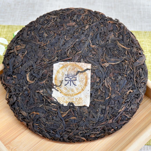 2006年昌泰易昌号易武正山原料经典老易武普洱茶生茶  一片400克真品 茶汤甜柔好回甘 商品图6