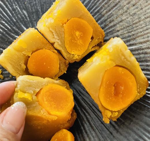 粤港 四黄白莲蓉月饼160g/个 商品图2