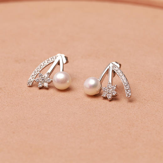 美裕 银925淡水珍珠耳钉 6-7mm白 107235 商品图3