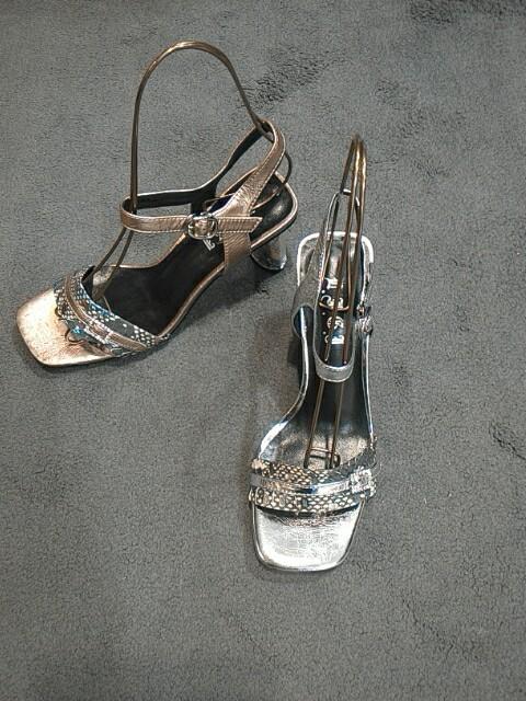 LFGJ9801中粗跟凉鞋 商品图0