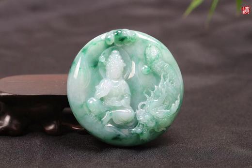 天然翡翠【御龙观音 】配精美挂绳 商品图1