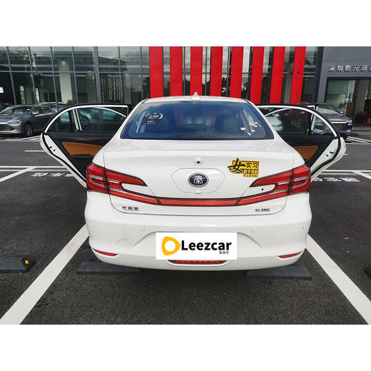 比亚迪 秦 新能源 1.5T 尊贵型【长租-深圳】 商品图8