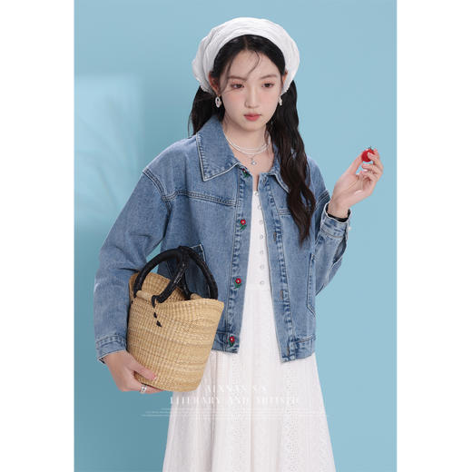 鹿向南《珍妮弗日记》早春牛仔外套2025新款女春季宽松短款设计感&米白连衣裙 商品图2