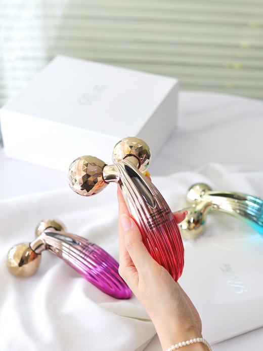 【9.16王炸割肉价】ReFa美容仪两轮面部身体CARAT RAY渐变色 商品图2