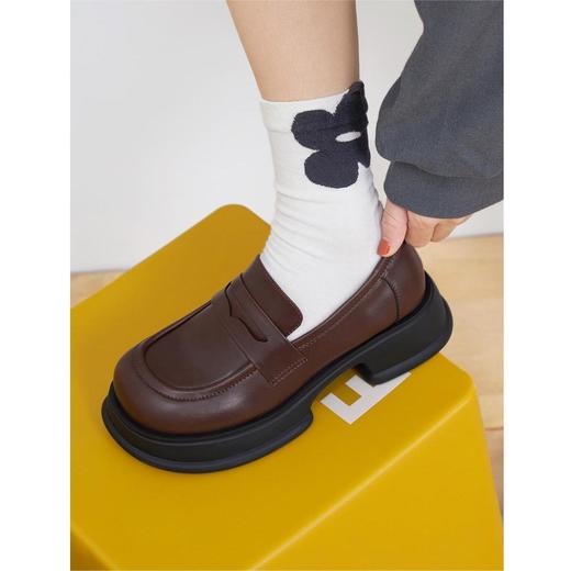 【冬即英伦风厚底乐福鞋】增高显瘦 轻便舒适 透气不闷脚 休闲百搭 商品图3