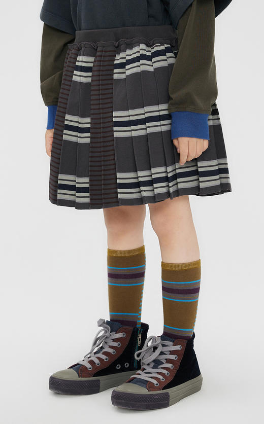 jnby  23年秋款  短款腰裙 1N9D11180 商品图3