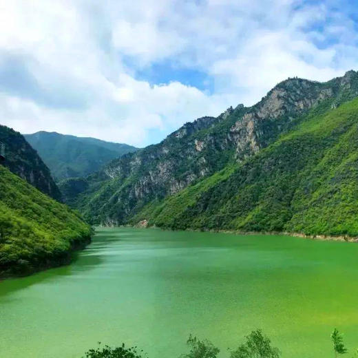 【郑国渠景区双人套票+住宿】￥298元抢郑国渠景区门票2张（含往返景交）+黑沟青舍住宿1间1晚~周末及节假日通用~ 商品图0