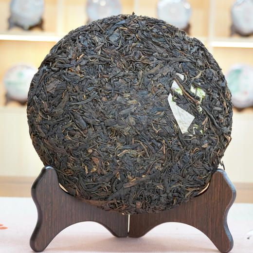 2006年昌泰易昌号珍品批次普洱茶生茶  易武正山经典老易武 茶汤甜柔好回甘 一片400克 干仓真品 商品图7