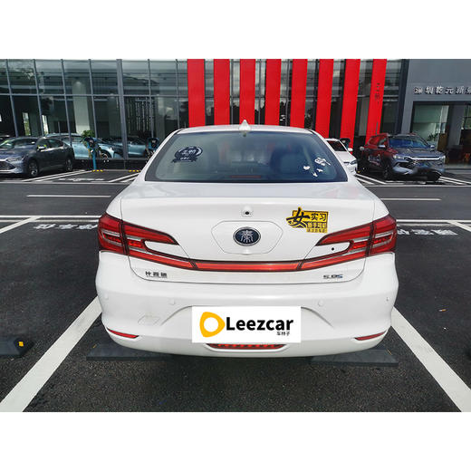 比亚迪 秦 新能源 1.5T 尊贵型【长租-深圳】 商品图7