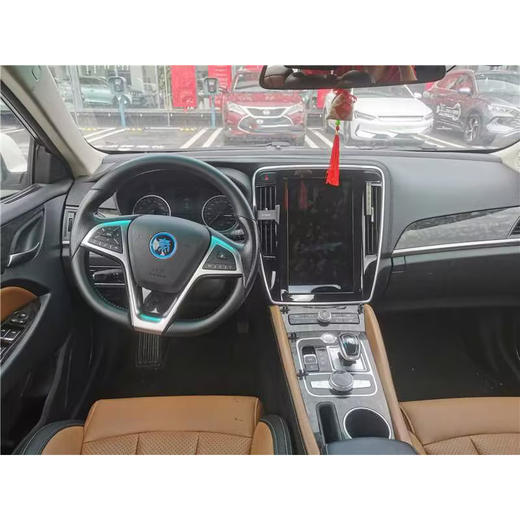 比亚迪 秦 新能源 1.5T 尊贵型【长租-深圳】 商品图10