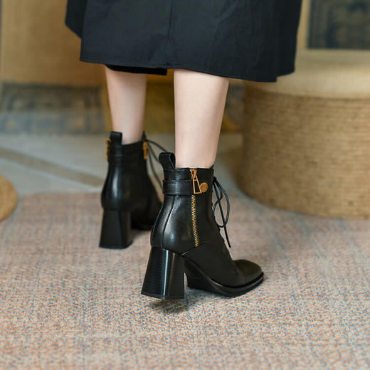 粗跟方头前系带侧拉链，短筒马丁靴韩版复古高跟短靴PS421A 商品图4