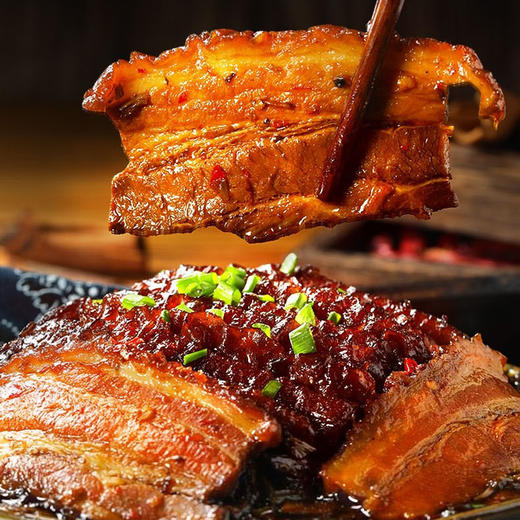 梅菜扣肉，10碗超值组，精选优质五花肉搭配高品质梅干菜，多味香辛料入味，传统工艺制作，色泽红润，味道软糯醇厚，肥瘦相间，不腻，简答加热即食M 商品图2