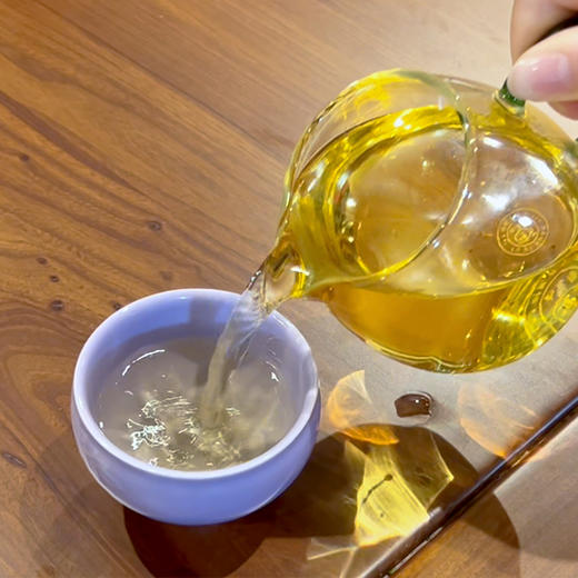 【凤品优选】奉善斋 初见白茶 357g/盒 茶原料来自云南西双版纳 董浩题字款可收藏茶叶，送礼袋馈赠佳品 商品图11