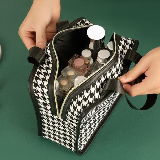 新款千鸟格化妆包ins洗漱收纳包化妆品收纳包便携耐脏百搭手提包 商品图2