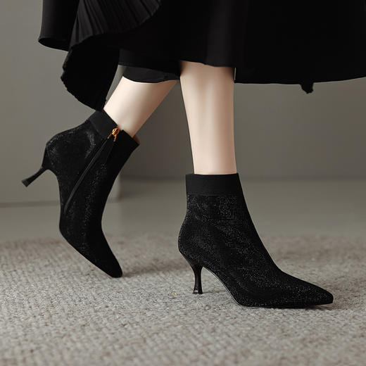 优雅个性，尖头真皮羊翻皮烫进口钻侧拉链细跟短靴DZM-292 商品图3