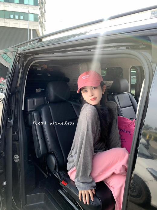 Read Nameless /天丝羊毛灰色慵懒衫+小粉裤+粉色鸭舌帽 商品图5