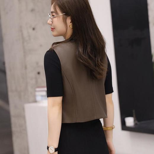 韩版短款皮衣马甲外套女2023秋季新款V领修身水洗蛋白皮马夹 商品图3