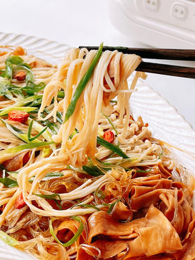 金针菇杏鲍菇蒸粉丝