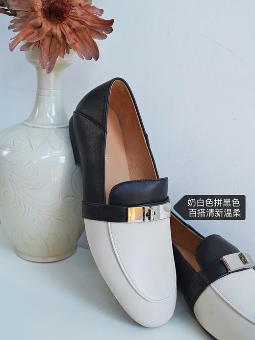 一眼篙级质感！篙端定制拼色一脚蹬乐福鞋——面皮小羊皮 细腻柔滑 低调DA牌轻奢感透气孔猪皮垫脚 透气耐磨舒适好走 平跟优雅知性 开车上班百搭舒适通勤 商品图3