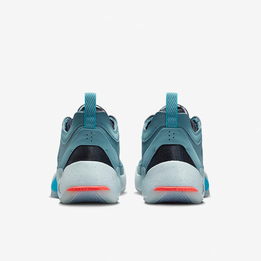 Nike/耐克JORDAN男子减震轻便时尚运动篮球鞋DR9829-400 商品图2