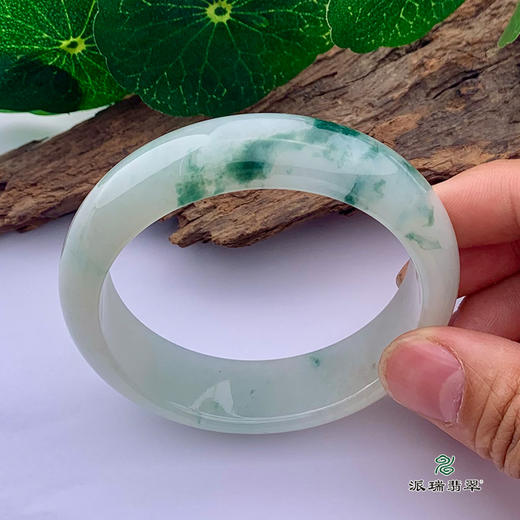 派瑞翡翠 翡翠手镯 糯种 飘花 商品图0